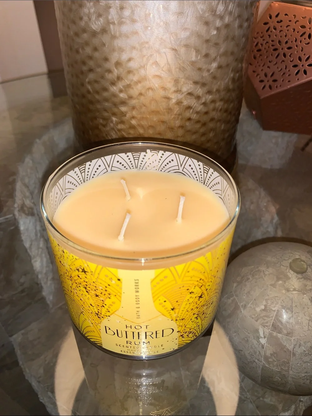 Bath & Body Works Hot Buttered Rum Candle 3-wick